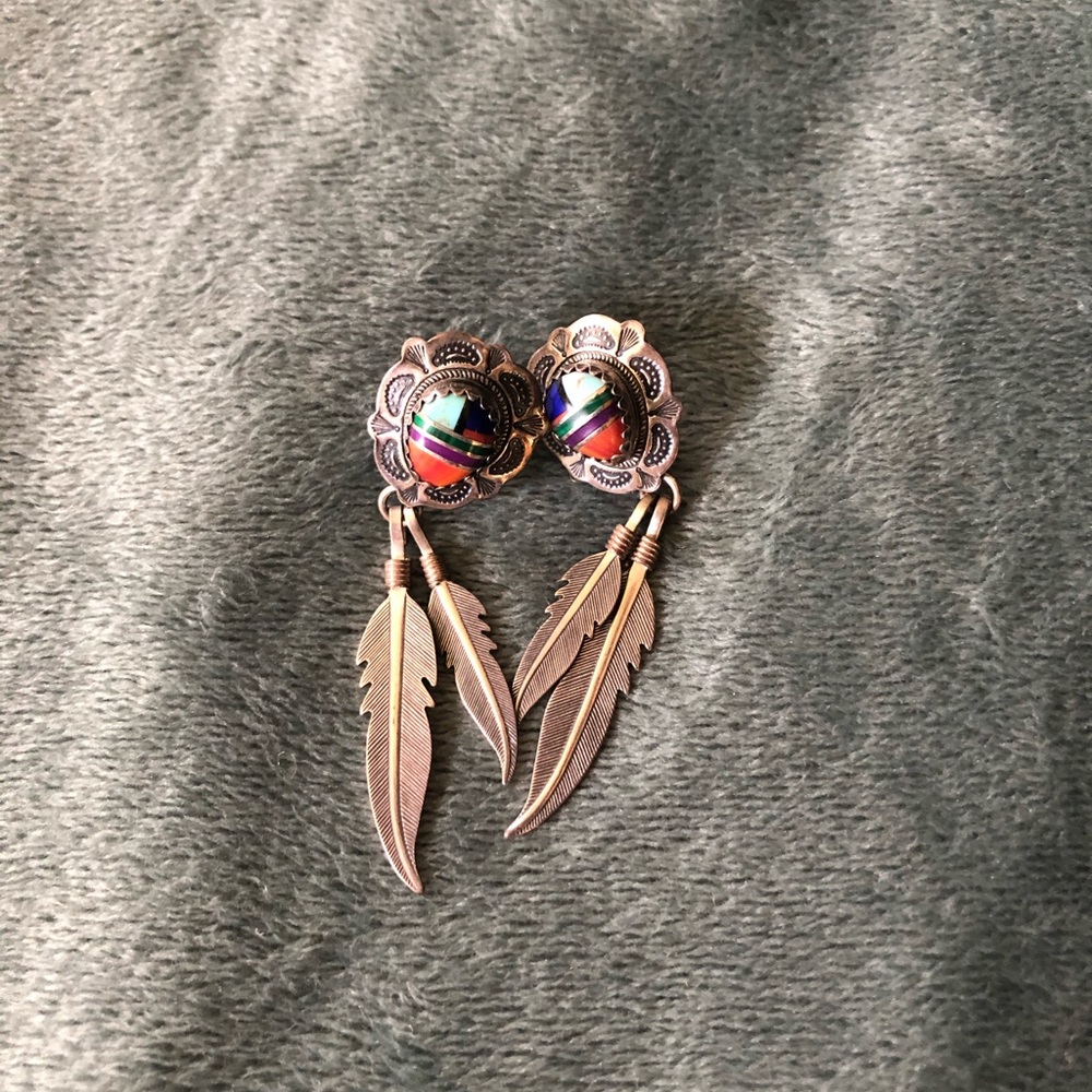 Silver feather earrings with layered stone